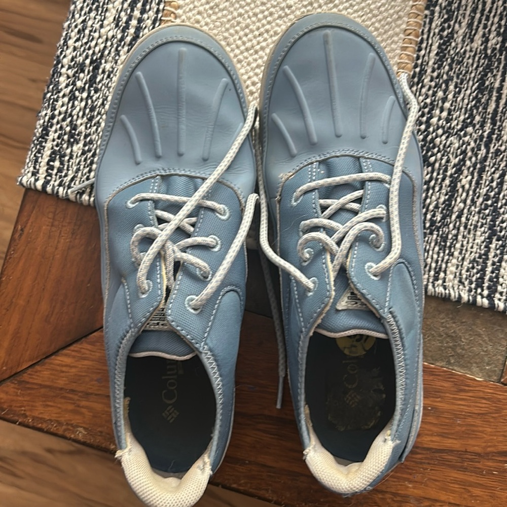 Columbia shoes